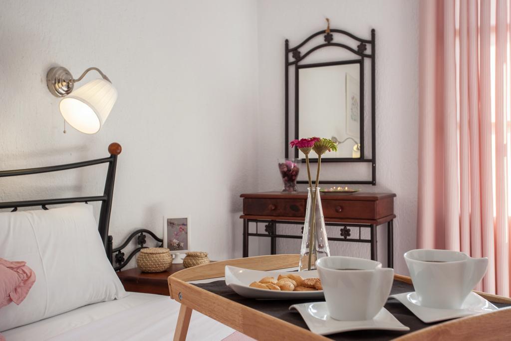 Smaragdi Rooms And Studios Skopelos Exterior foto