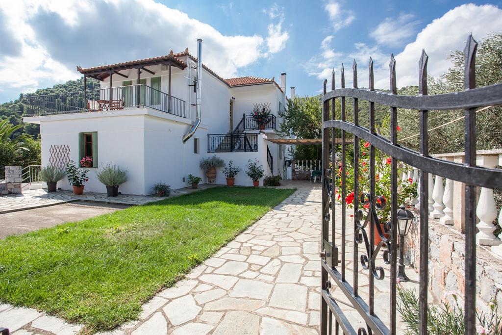 Smaragdi Rooms And Studios Skopelos Exterior foto